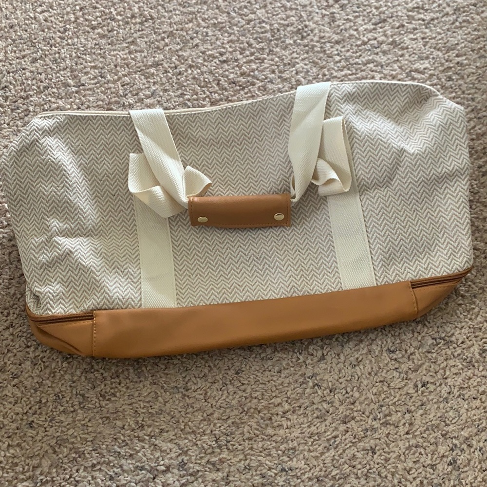 Canvas and faux leather weekender bag